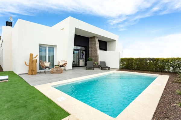 Kos, Semi Detached Villa, La Finca Resort, Algorfa - Gallery Image 1