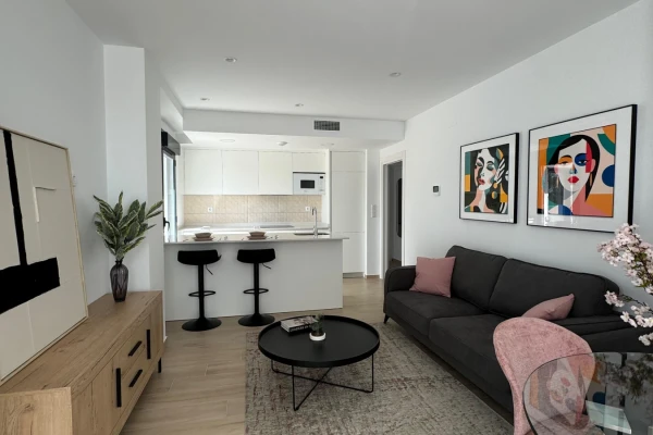 Key Ready Luxury Apartments in Santa Rosalía Lake &amp; Life Resort, Los Alcazares - Gallery Image 8