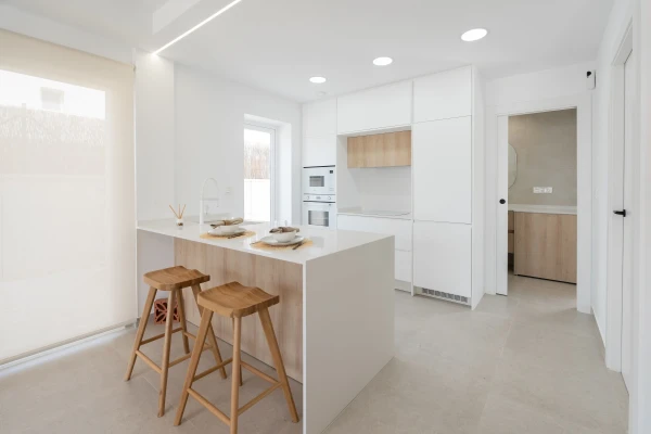 Key Ready 3-Bed 3-Bath Villa with Pool &amp; Solarium in Pilar de la Horadada - Gallery Image 12