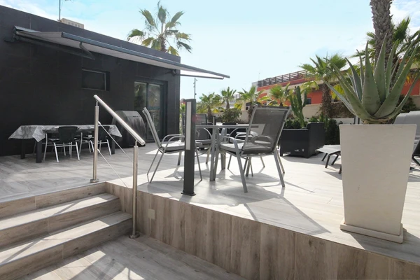 Modern 2 Bed Villa with Solarium &amp; Garden in La Fuente, Orihuela Costa - Gallery Image 11