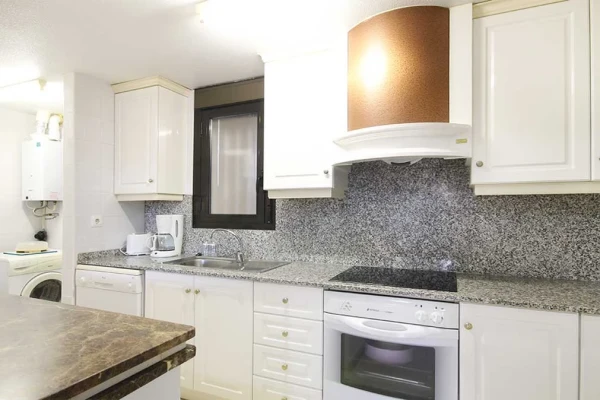 2 Bed, 2 Bath Ground Floor Apartment Near Villamartin Plaza  - Gallery Image 2