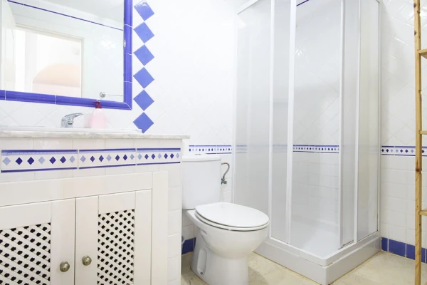 2 Bed, 2 Bath Ground Floor Apartment Near Villamartin Plaza  - Gallery Image 5