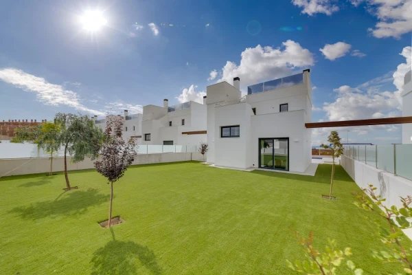 Alicante Panoramic - exclusive high quality homes. - Gallery Image 3