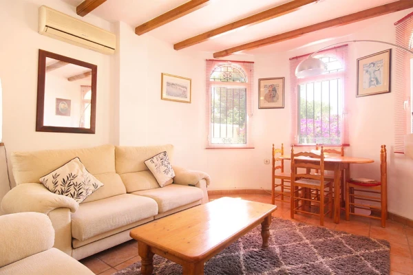 4 Bed Villa with Private Pool &amp; Separate Apartment in Las Filipinas, Orihuela Costa - Gallery Image 24