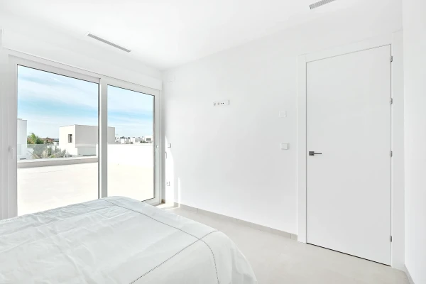 New Build 3-Bedroom Villas with Pool and Solarium in Los Montesinos – La Herrada - Gallery Image 9