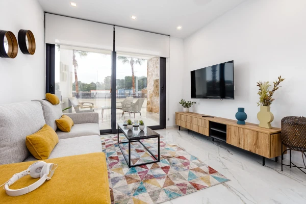 New Build 2 Bed, 2 Bath Apartments with Luxury Amenities in Los Altos - Gallery Image 26