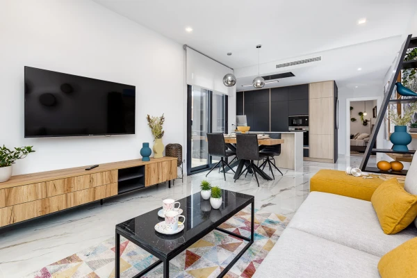 New Build 2 Bed, 2 Bath Apartments with Luxury Amenities in Los Altos - Gallery Image 23