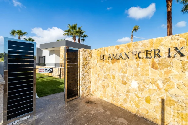 New Build 2 Bed, 2 Bath Apartments with Luxury Amenities in Los Altos - Gallery Image 30