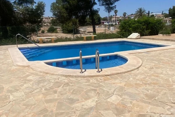 Ground Floor Apartment for Sale in Doña Pepa, Alicante | 2 Bed 1 Bath - Gallery Image 2