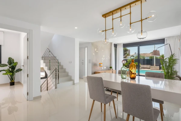 Luxury New Build Villa with Pool in La Manga  - 4 Bedrooms, 300m from Playa Honda - Gallery Image 11