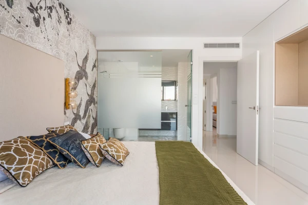 Luxury New Build Villa with Pool in La Manga  - 4 Bedrooms, 300m from Playa Honda - Gallery Image 13