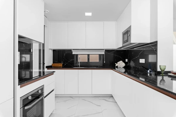 Bellavista - Key Ready Bungalow in San Miguel de Salinas - Gallery Image 4