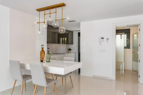 Luxury New Build Villa with Pool in La Manga  - 4 Bedrooms, 300m from Playa Honda - Gallery Image 6