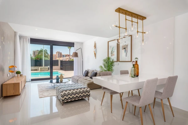 Luxury New Build Villa with Pool in La Manga  - 4 Bedrooms, 300m from Playa Honda - Gallery Image 8