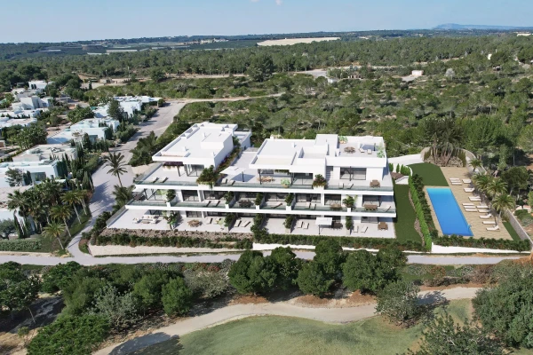 Luxury 4-Bedroom Apartment at Las Colinas Golf &amp; Country Club  - Gallery Image 5