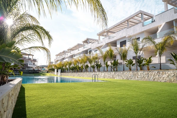 Upper Floor Bungalow with Solarium &amp; Optional Pool in Mirador Hills Resort - Gallery Image 26