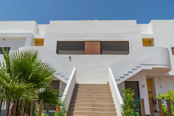Luxury New-Build 2 &amp; 3 Bedroom Apartments in Vistabella Golf - Gallery Image 1