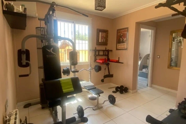 5 Bedroom Country House with Pool &amp; Gym in Albatera  - Gallery Image 19