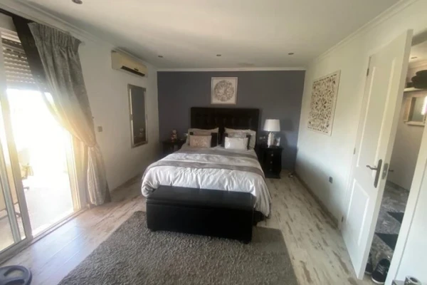 5 Bedroom Country House with Pool &amp; Gym in Albatera  - Gallery Image 22