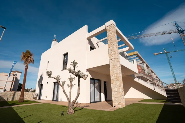 Luxury New Build Apartments in Pilar de la Horadada - Gallery Image 1