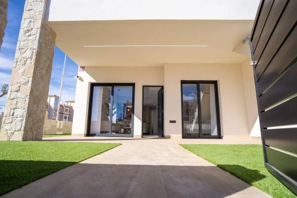 Luxury New Build Apartments in Pilar de la Horadada - Gallery Image 2