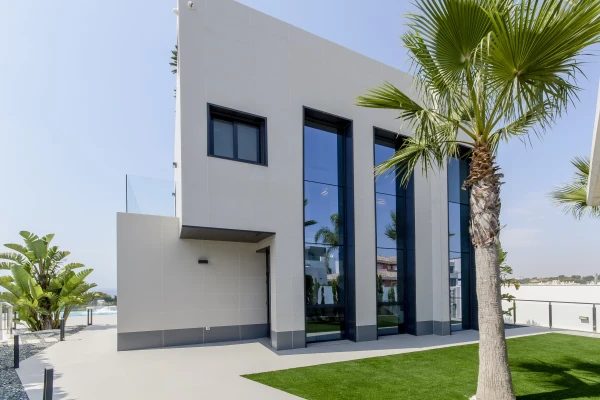 Penelope Luxury Villa in Campoamor
