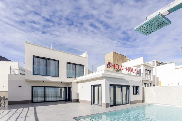 Luxury villas in San Miguel de Salinas, Costa Blanca