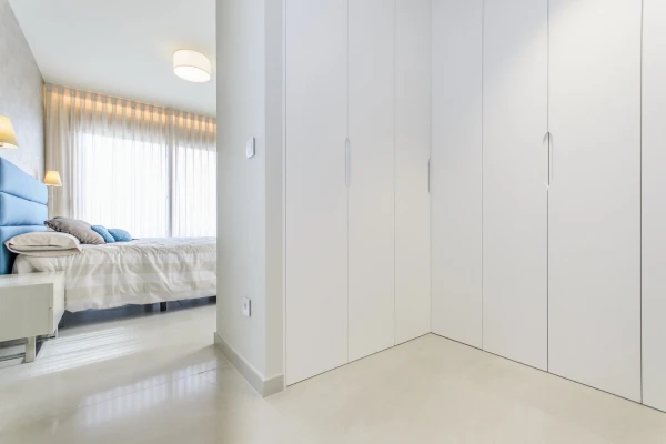 Penelope Model - Elegant 3 Bedroom Villa with Pool, Garden &amp; Solarium - Gallery Image 11
