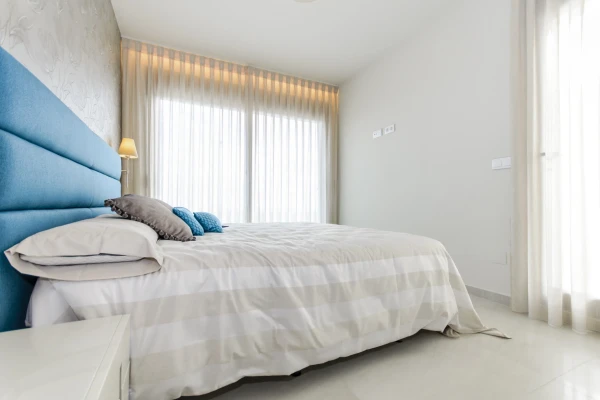 Penelope Model - Elegant 3 Bedroom Villa with Pool, Garden &amp; Solarium - Gallery Image 9