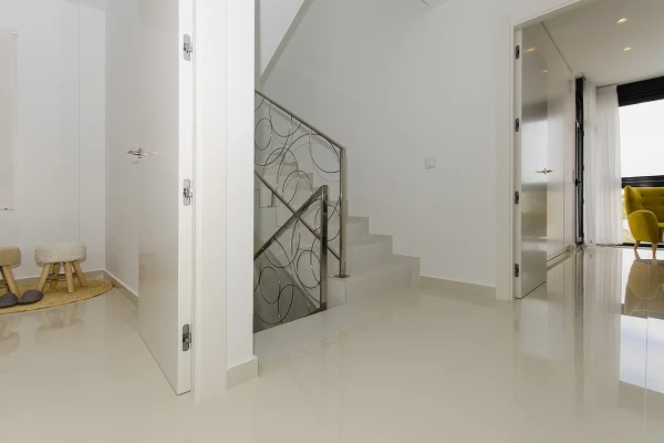 Key Ready Luxury Villa with Basement &amp; Lift in Dehesa de Campoamor  - Gallery Image 14