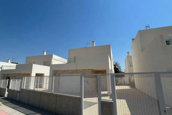 3 Bed, 3 Bath Luxury Villas with Private Pool in Hondon de las Nieves - Gallery Image 8