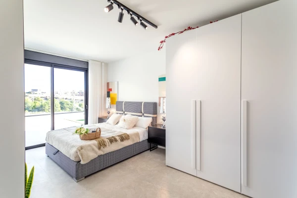 Luxury 2-Bed Bungalows with Sea Views in Finestrat  - Gallery Image 19