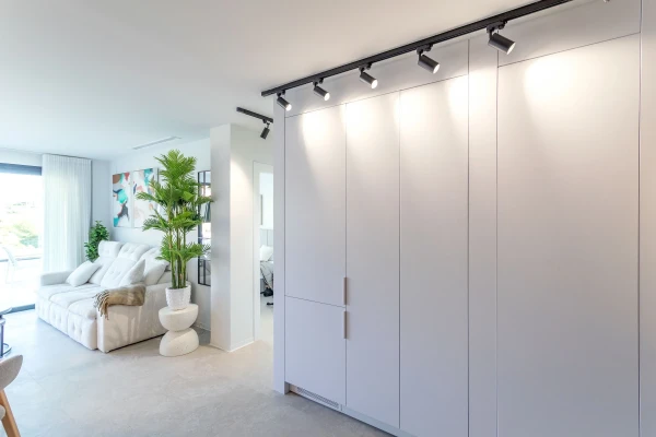 Luxury 2-Bed Bungalows with Sea Views in Finestrat  - Gallery Image 8