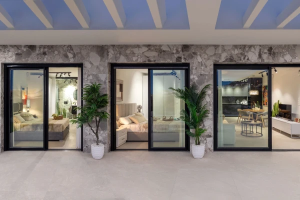 Luxury 2-Bed Bungalows with Sea Views in Finestrat  - Gallery Image 2