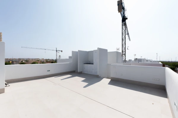 New Build 3-Bed 3-Bath Villas with Pool &amp; Solarium in Pilar de la Horadada - Gallery Image 11
