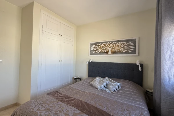 Beautiful 3-Bedroom Apartment with Sunny Terrace in La Zenia - Gallery Image 12