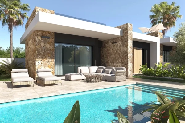 Elegant 3-Bedroom Villa in Quesada with Private Pool &amp; Rooftop Terrace - Gallery Image 10