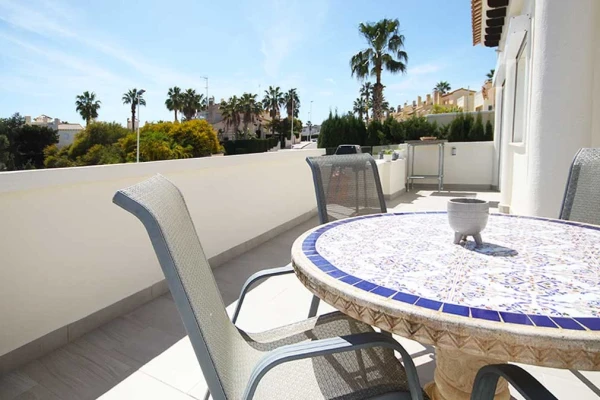 Luxury 4 Bed Villa with Infinity Pool &amp; Sea Views in Las Ramblas Golf, Orihuela Costa - Gallery Image 17