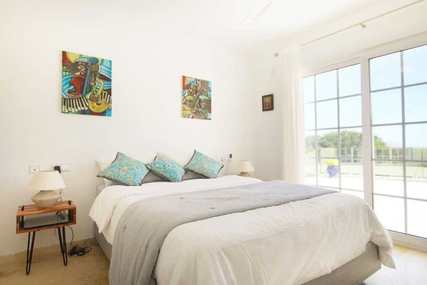 Luxury 4 Bed Villa with Infinity Pool &amp; Sea Views in Las Ramblas Golf, Orihuela Costa - Gallery Image 14