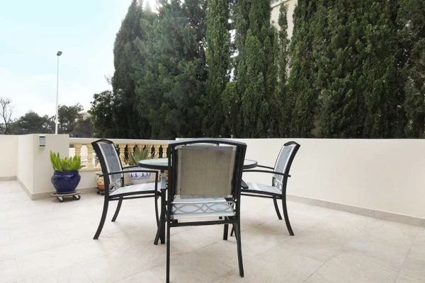 Luxury 4 Bed Villa with Infinity Pool &amp; Sea Views in Las Ramblas Golf, Orihuela Costa - Gallery Image 12