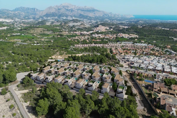 Luxury 3-Bed Villas with Sea Views in Polop, Alicante - Gallery Image 4