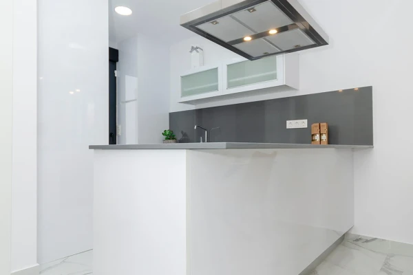 Modern 3-Bed Villa with Pool in Torrevieja  - Gallery Image 18