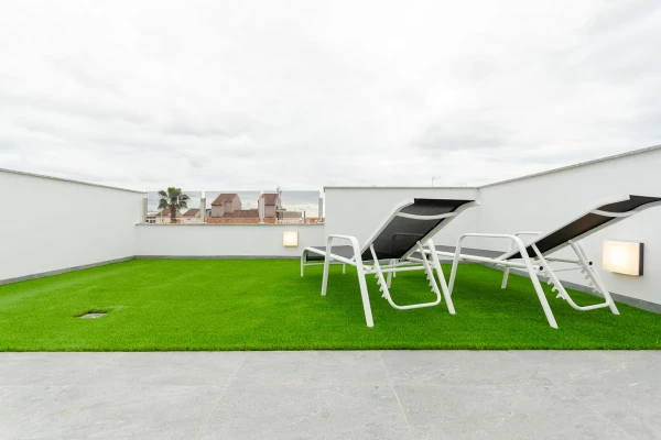 Modern 3-Bed Villa with Pool in Torrevieja  - Gallery Image 8