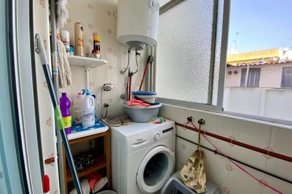 Frontline 3-Bedroom Apartment with Panoramic Sea Views - Playa del Cura, Torrevieja - Gallery Image 28