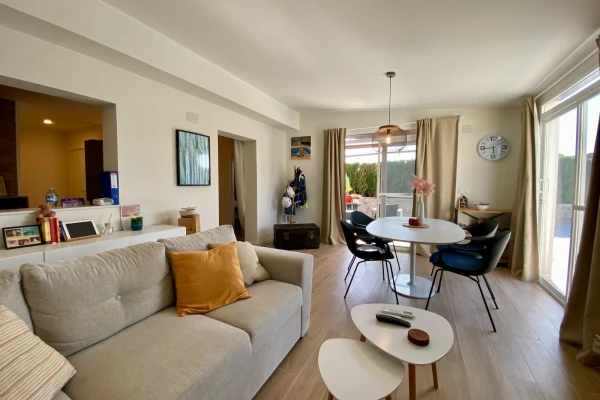 Detached Villa with Guest Chalet, Pool and Garages – 2 Minutes from Quesada Centre - Gallery Image 8