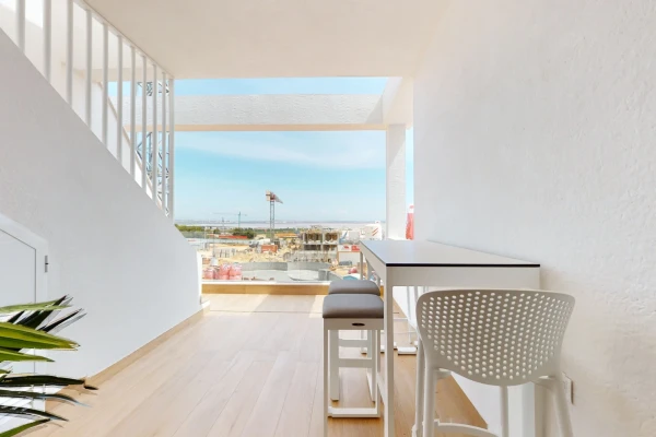 Luxury Top-Floor Bungalows with Solarium at Nalia Resort, Torrevieja - Gallery Image 14