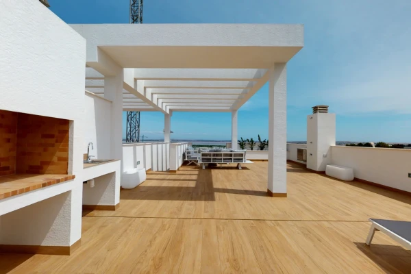 Luxury Top-Floor Bungalows with Solarium at Nalia Resort, Torrevieja - Gallery Image 2