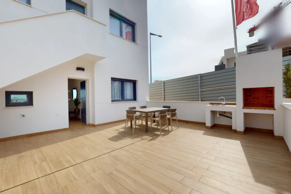 New Build 2 Bedroom Ground Floor Bungalows in Nalia Resort, Torrevieja - Gallery Image 1