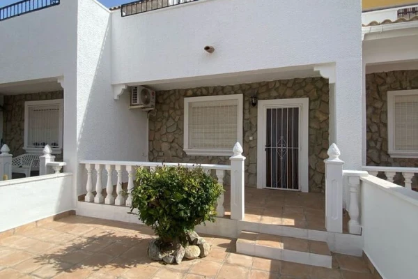 3-Bedroom Townhouse in Montemar, Algorfa | Near La Finca Golf - Gallery Image 4