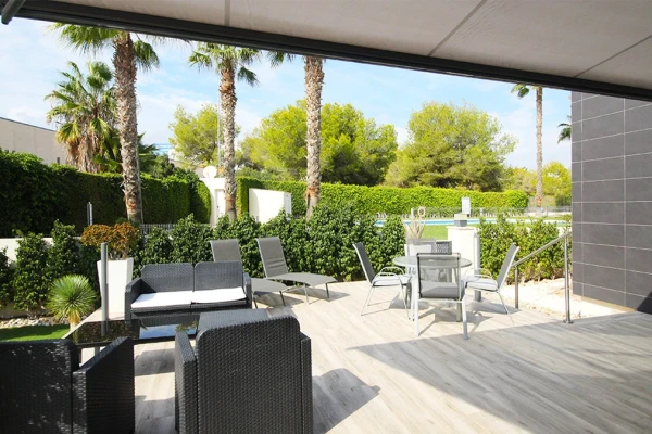 Modern 2 Bed Villa with Solarium &amp; Garden in La Fuente, Orihuela Costa - Gallery Image 3